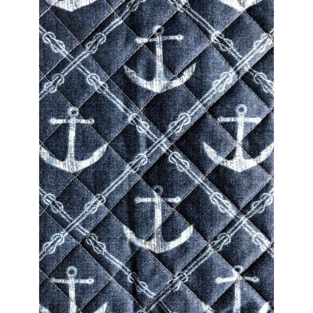 Nantucket table runner